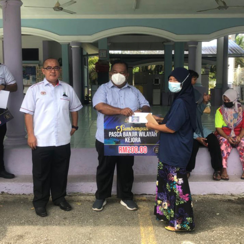 Majlis Penyerahan Sumbangan Pasca Banjir Wilayah KEJORA 1