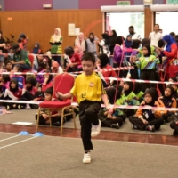 HARI 2