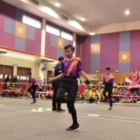 HARI 4